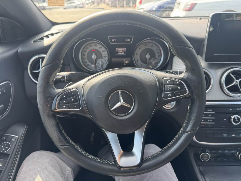 2016 Mercedes-Benz CLA-Class Image 11