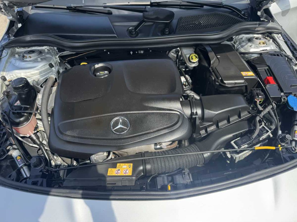 2016 Mercedes-Benz CLA-Class Image 18