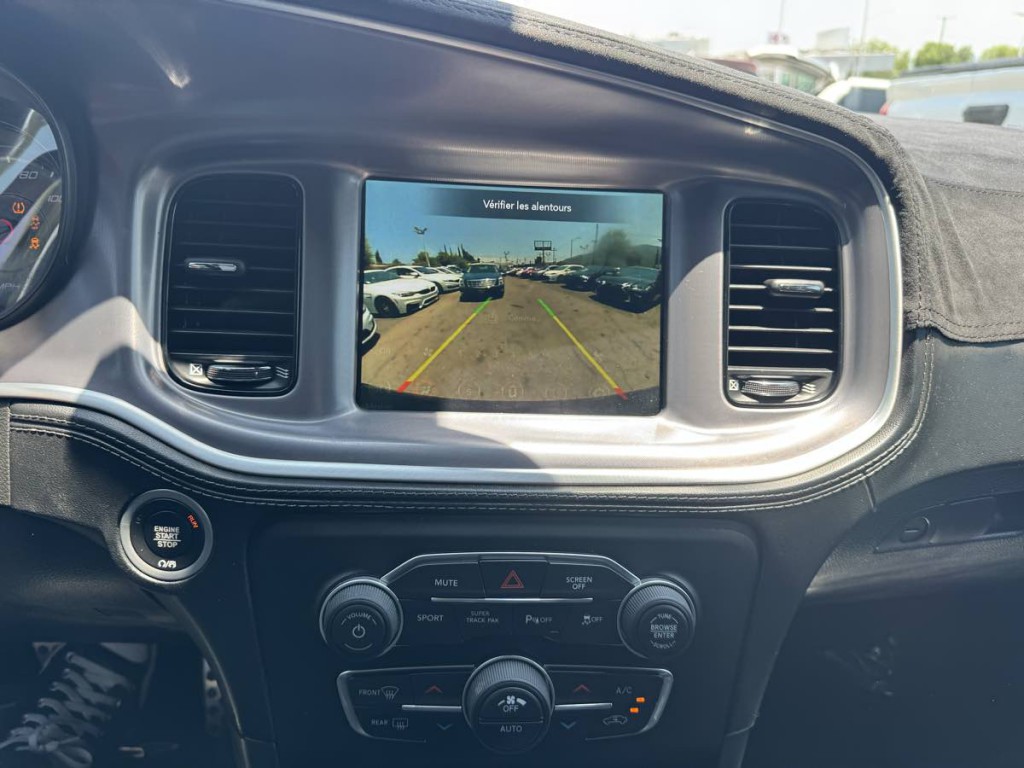 2020 Dodge Charger Image 12