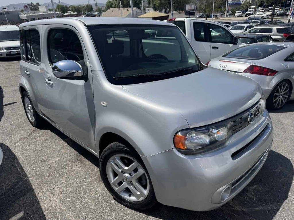 2012 Nissan Cube Image 1