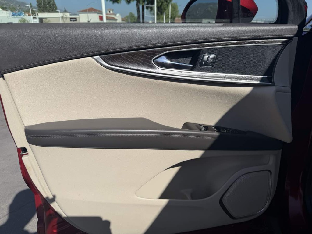 2018 Lincoln MKX Image 20