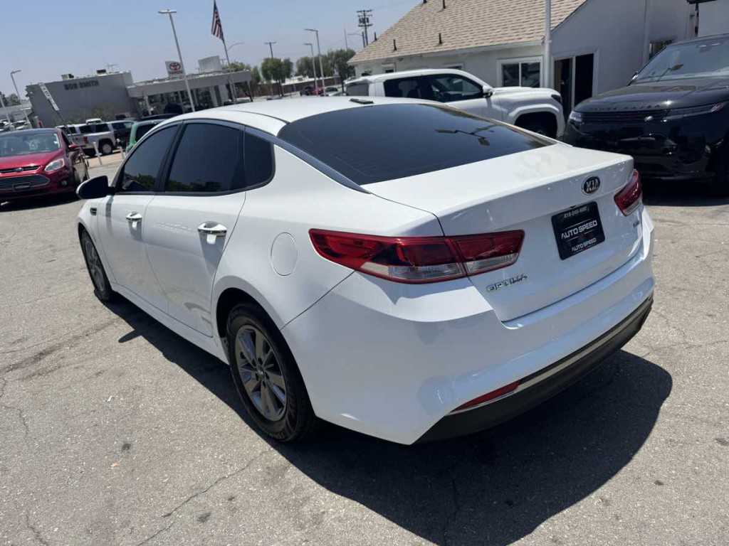 2016 Kia Optima Image 4