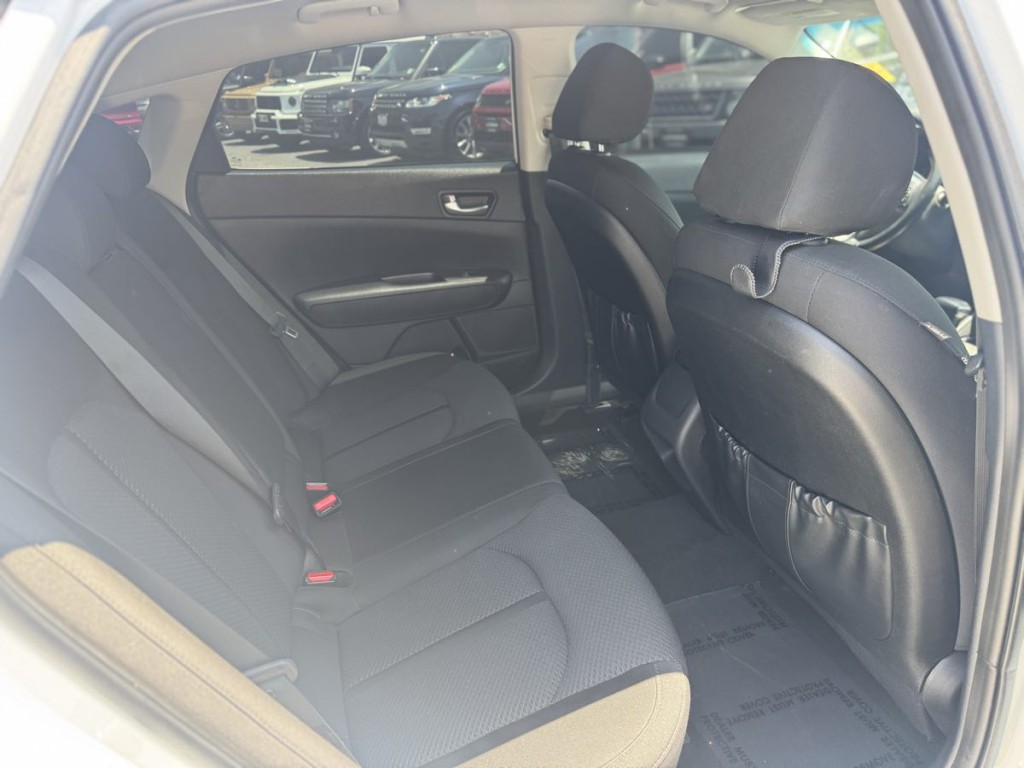 2016 Kia Optima Image 15