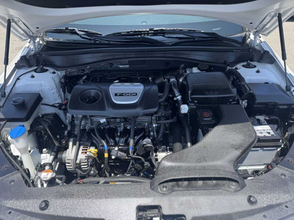 2016 Kia Optima Image 17