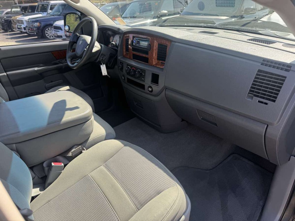 2006 Dodge Ram 1500 Image 15