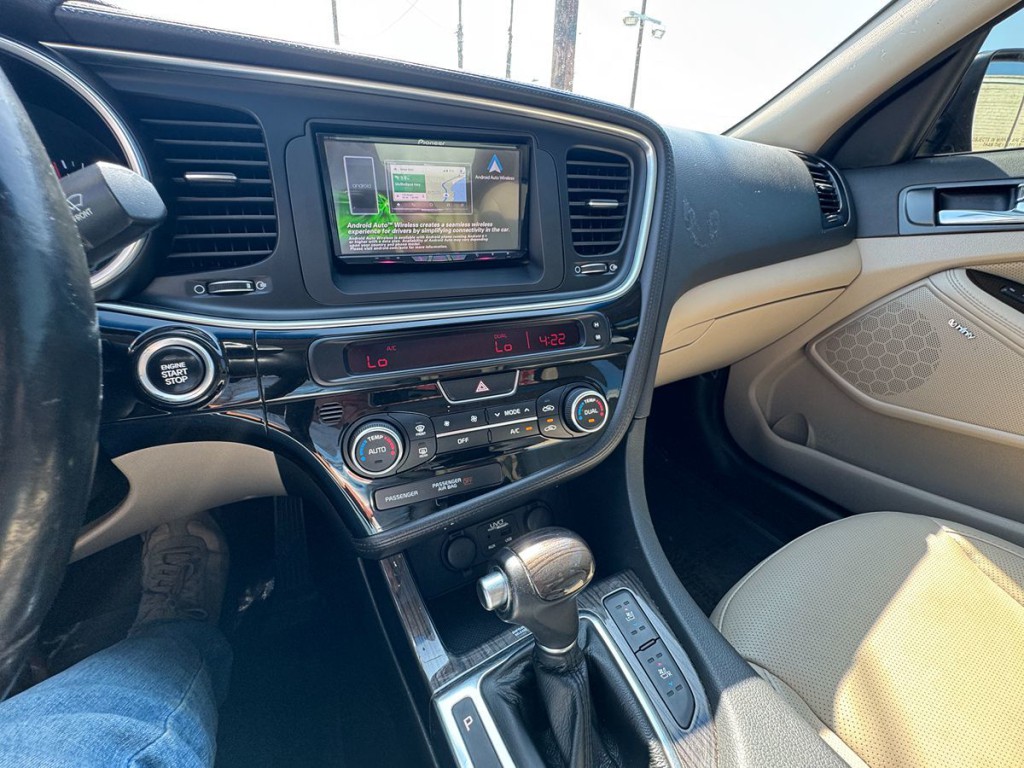 2015 Kia Optima Image 16