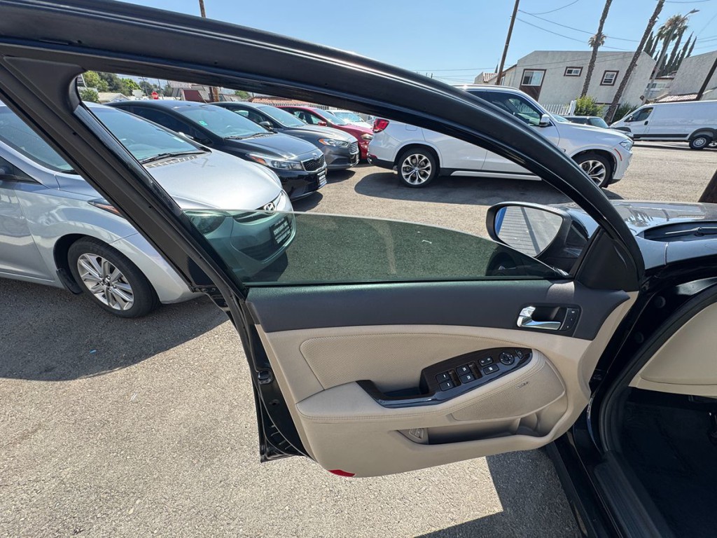 2015 Kia Optima Image 21