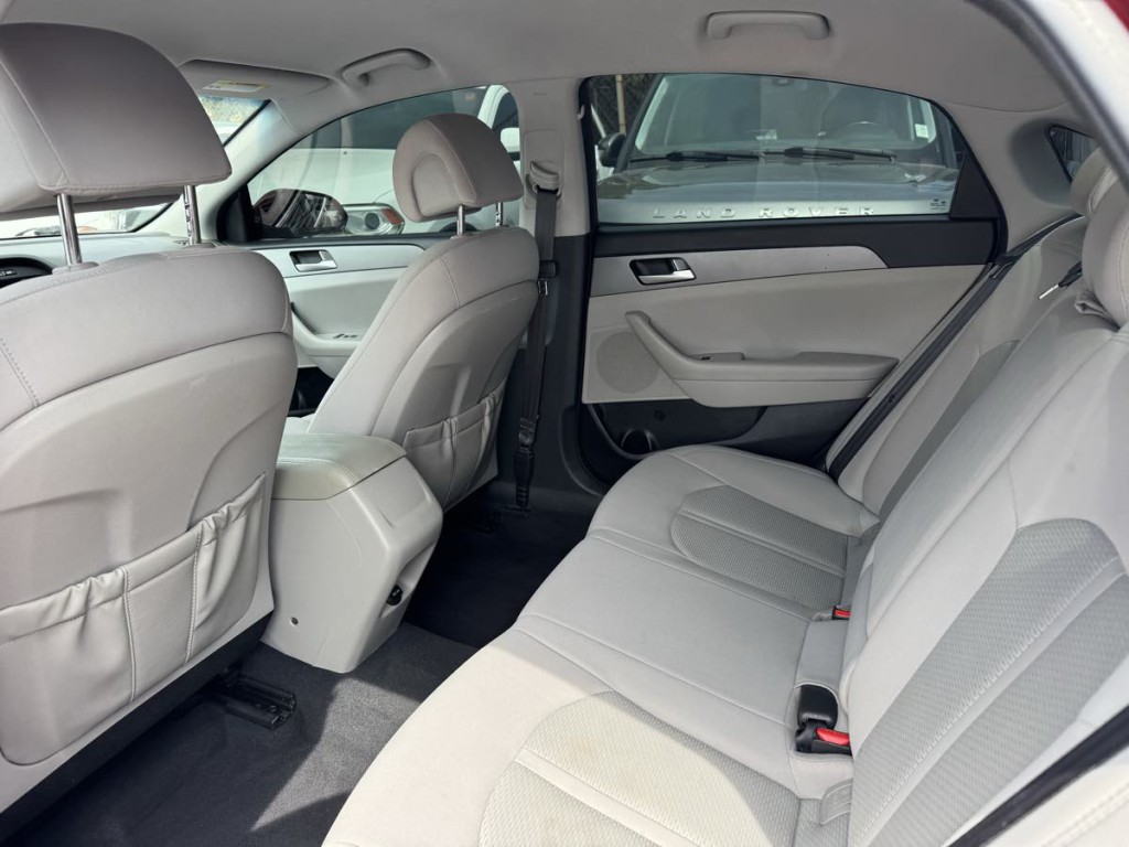 2016 Hyundai Sonata Image 9