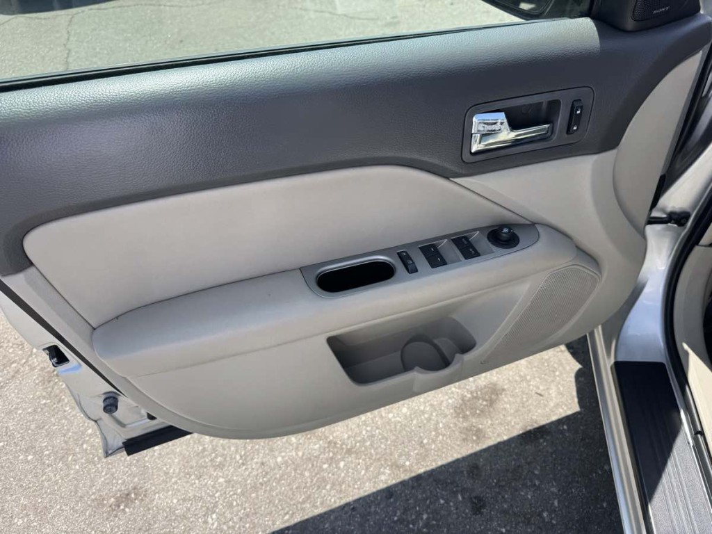 2012 Ford Fusion Image 7
