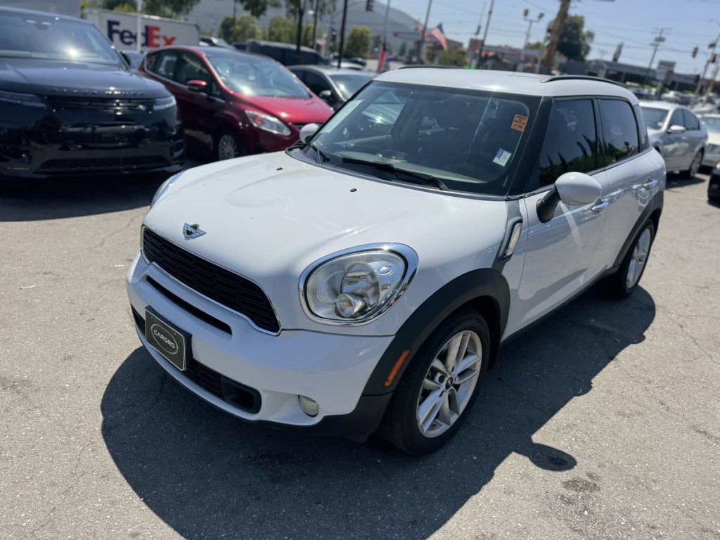 2014 MINI Countryman Image 3