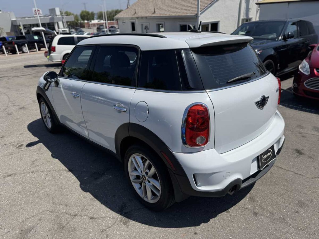 2014 MINI Countryman Image 5