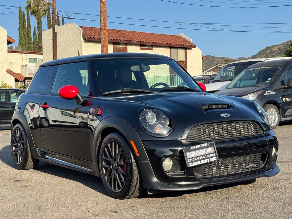 2012 MINI Cooper Image 1