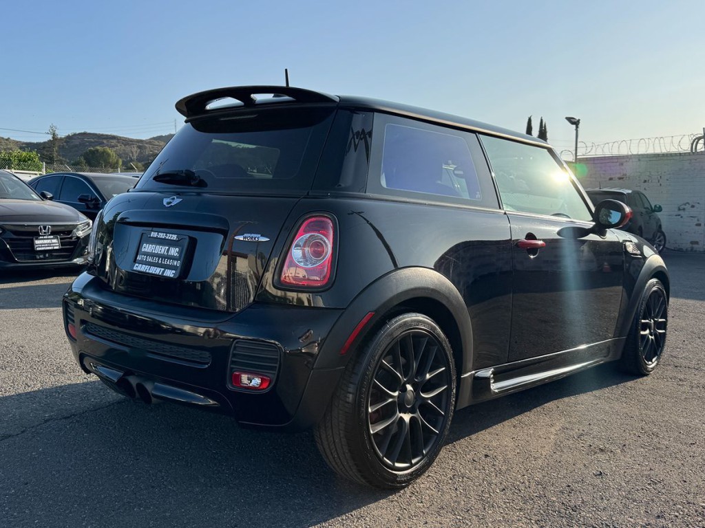 2012 MINI Cooper Image 6