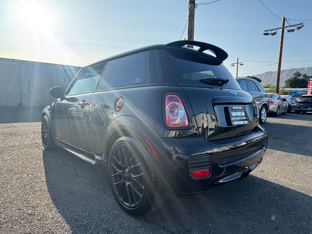 2012 MINI Cooper Image 7