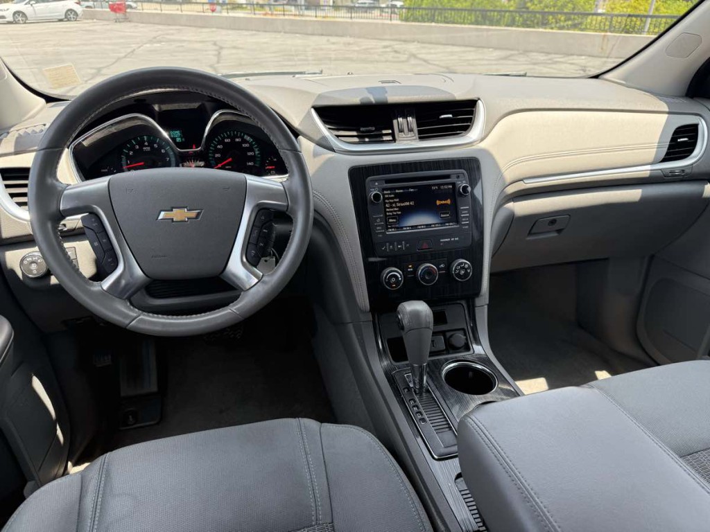 2017 Chevrolet Traverse Image 26
