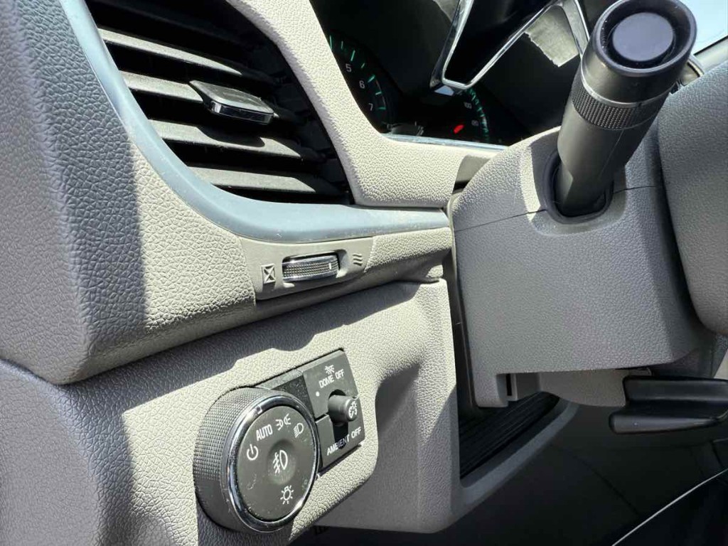2017 Chevrolet Traverse Image 30