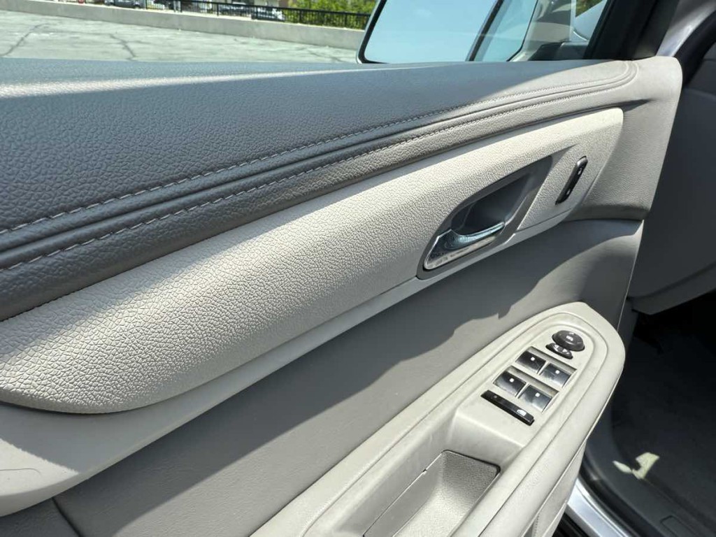 2017 Chevrolet Traverse Image 31