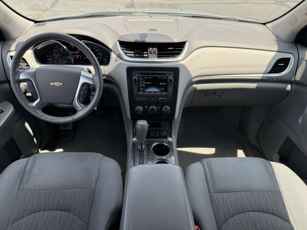 2017 Chevrolet Traverse Image 38