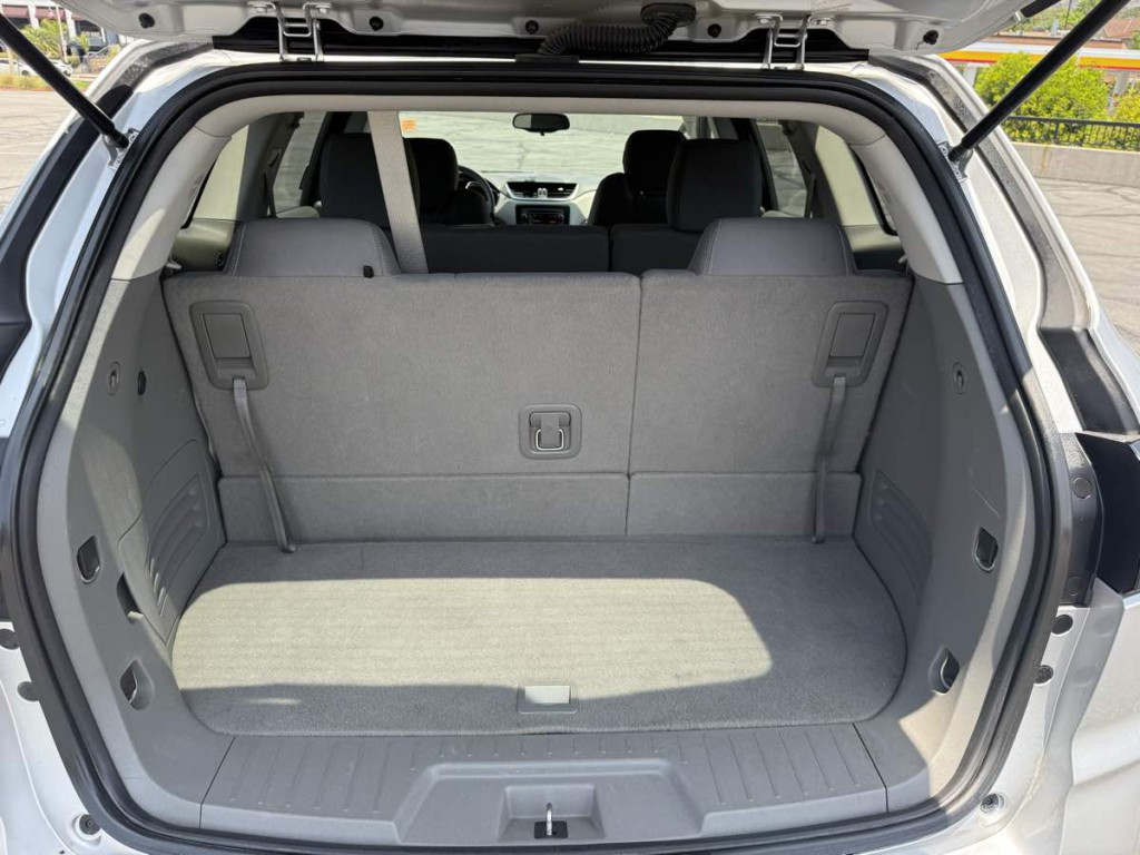 2017 Chevrolet Traverse Image 39