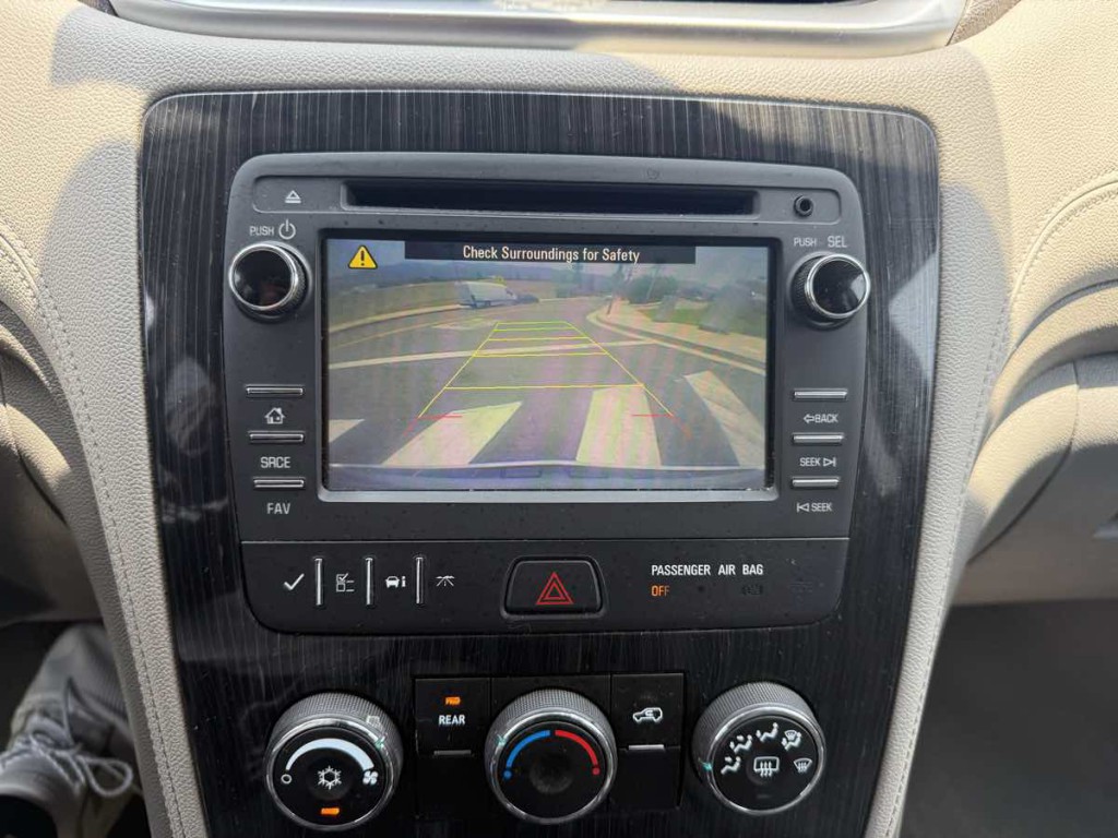 2017 Chevrolet Traverse Image 41