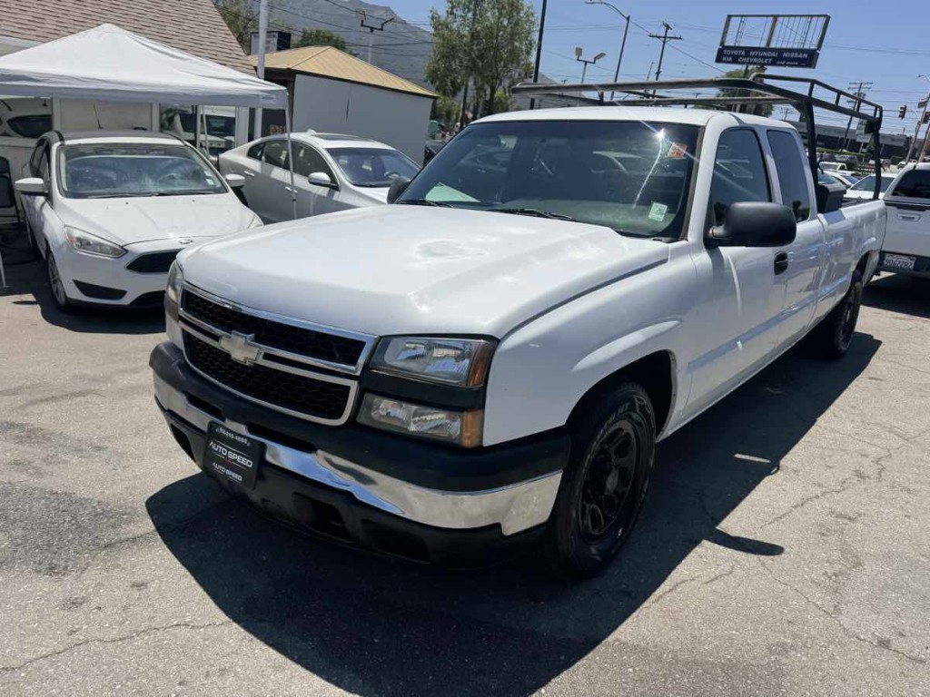 2007 Chevrolet Silverado 1500 Image 3