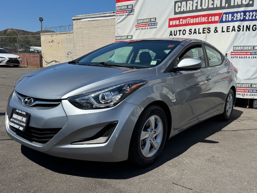 2015 Hyundai Elantra Image 3