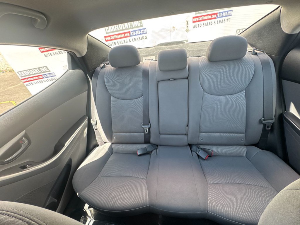 2015 Hyundai Elantra Image 12