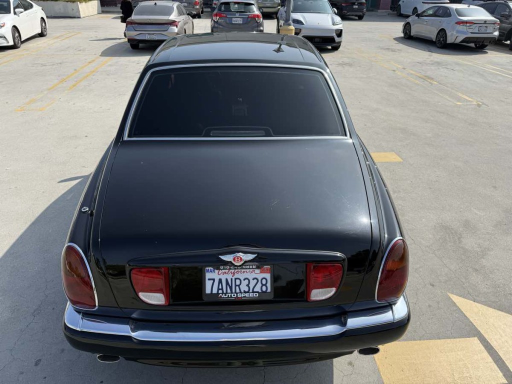 1999 Bentley Arnage Image 9