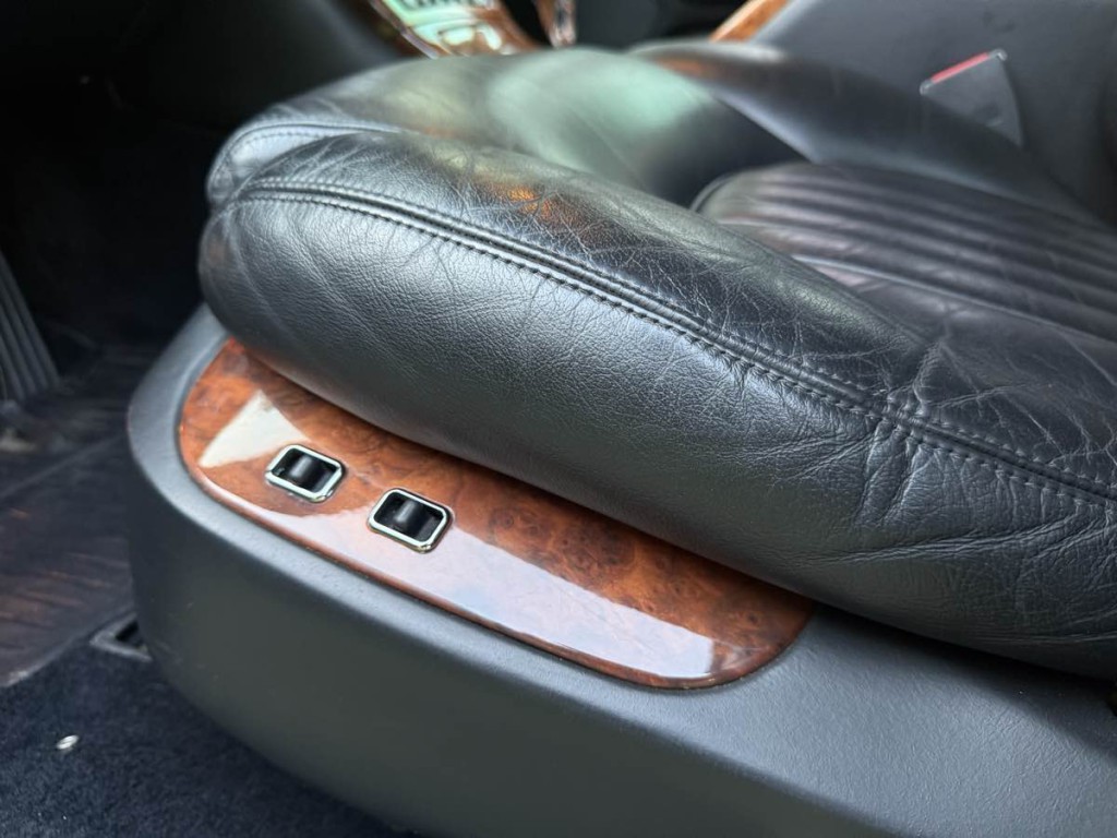 1999 Bentley Arnage Image 27