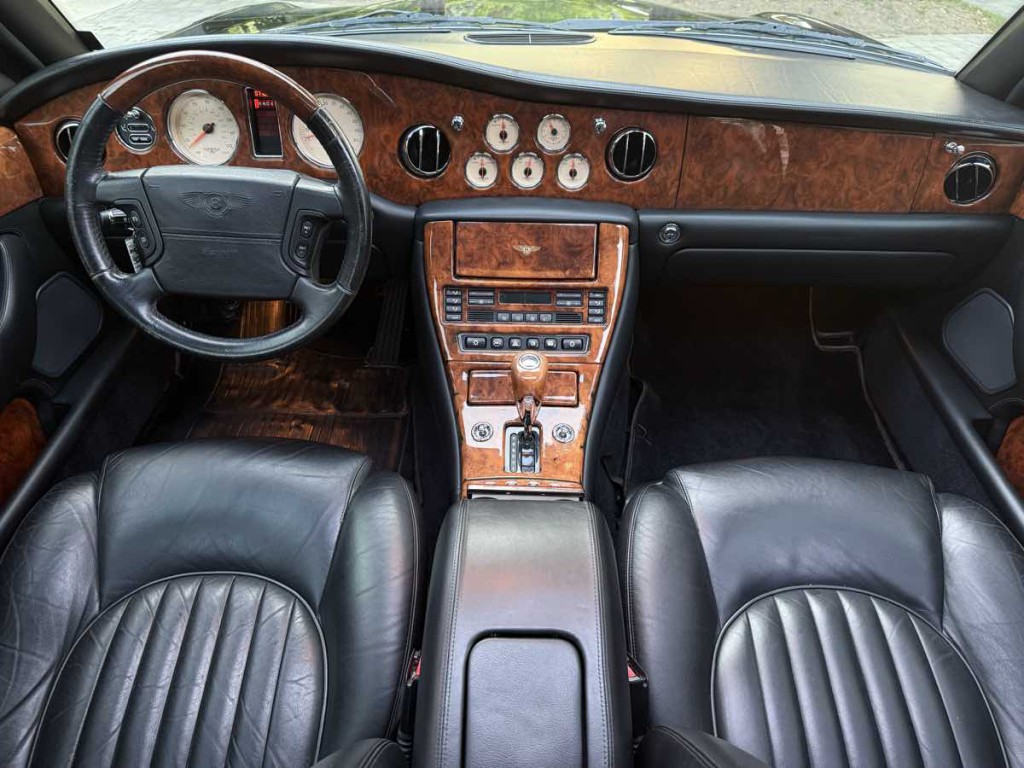 1999 Bentley Arnage Image 28