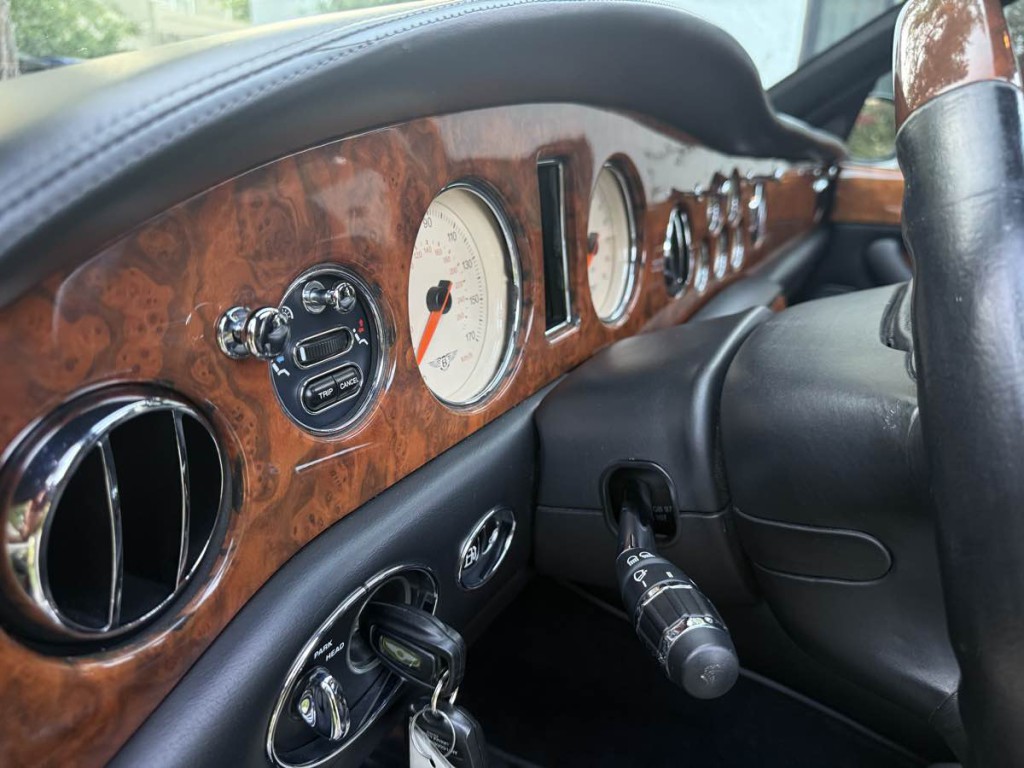 1999 Bentley Arnage Image 58
