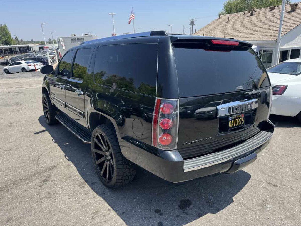 2009 GMC Yukon Image 6
