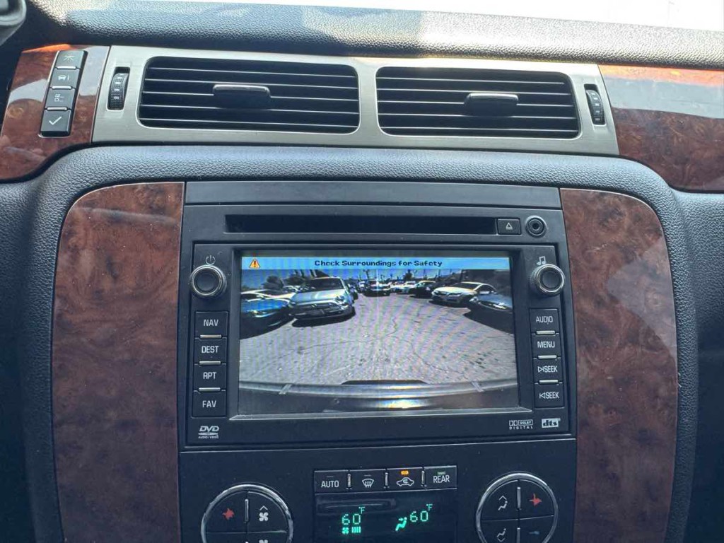 2009 GMC Yukon Image 14