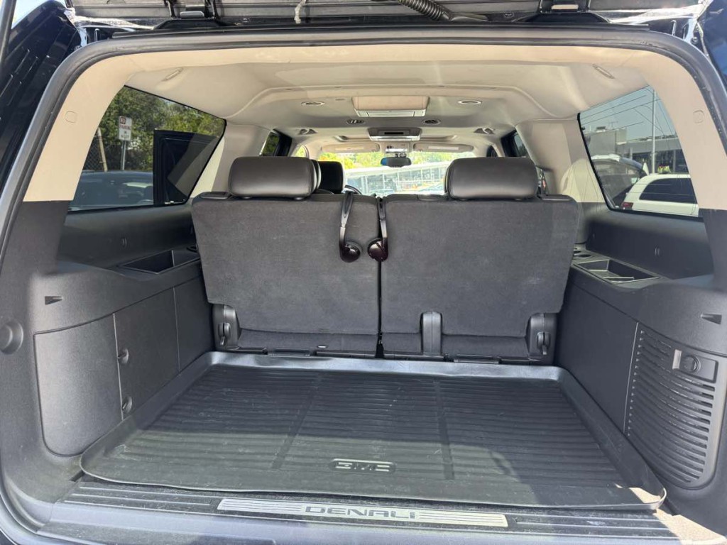 2009 GMC Yukon Image 23