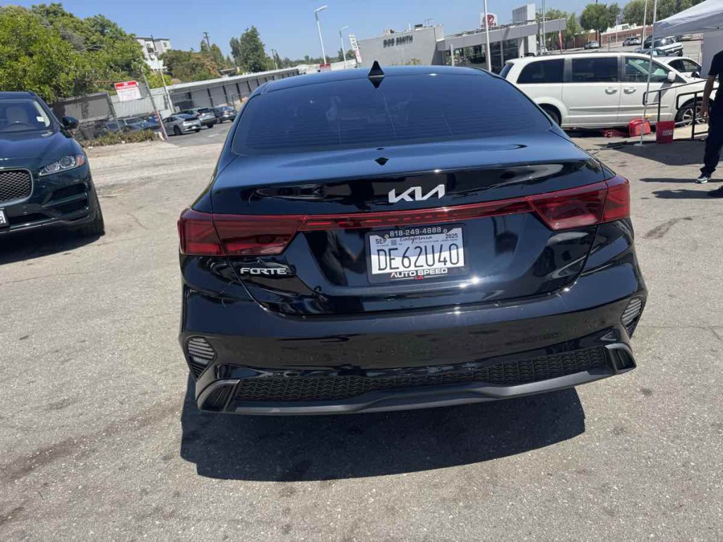 2024 Kia Forte Image 6