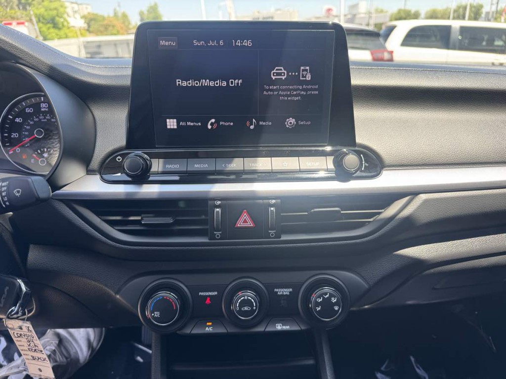 2024 Kia Forte Image 18
