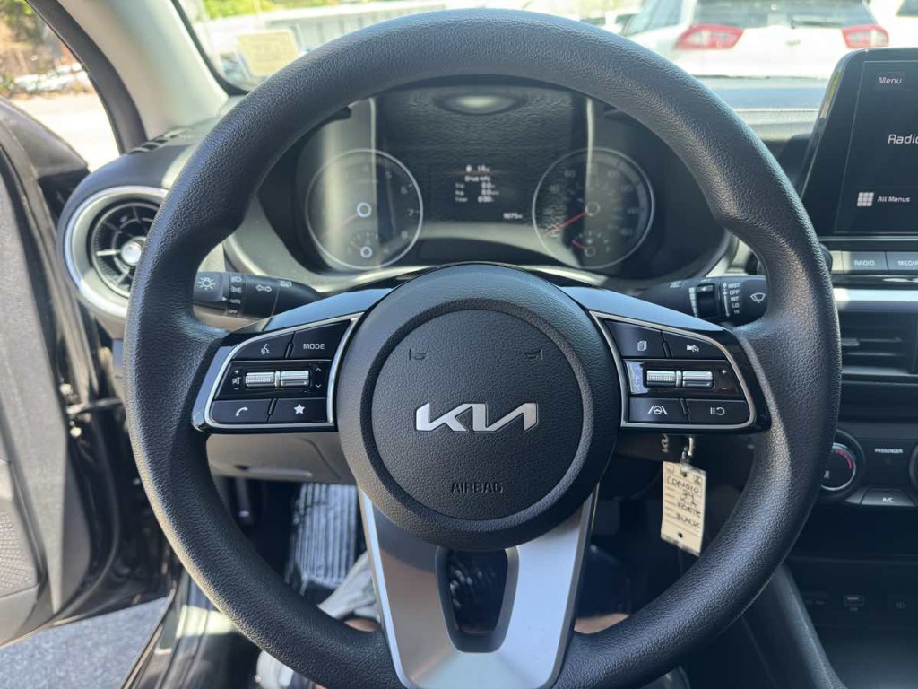 2024 Kia Forte Image 19