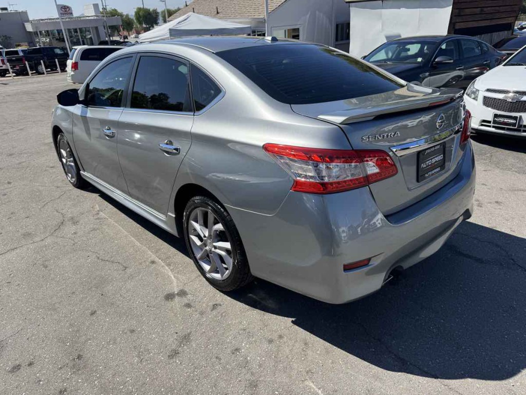 2014 Nissan Sentra Image 4