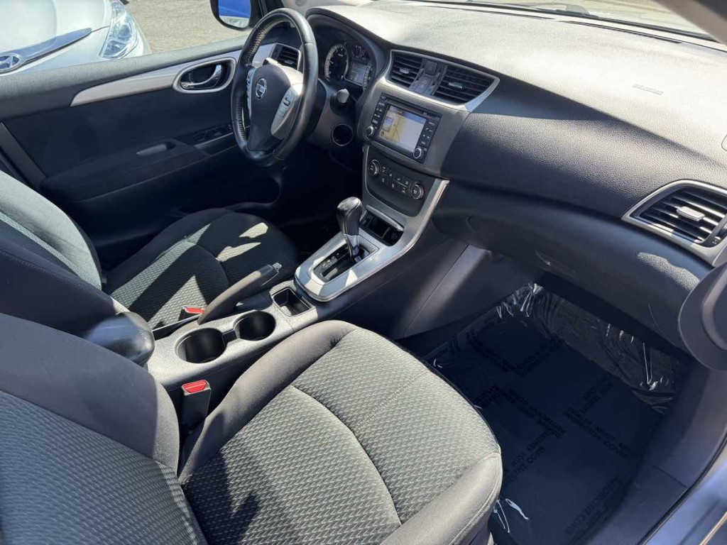 2014 Nissan Sentra Image 16
