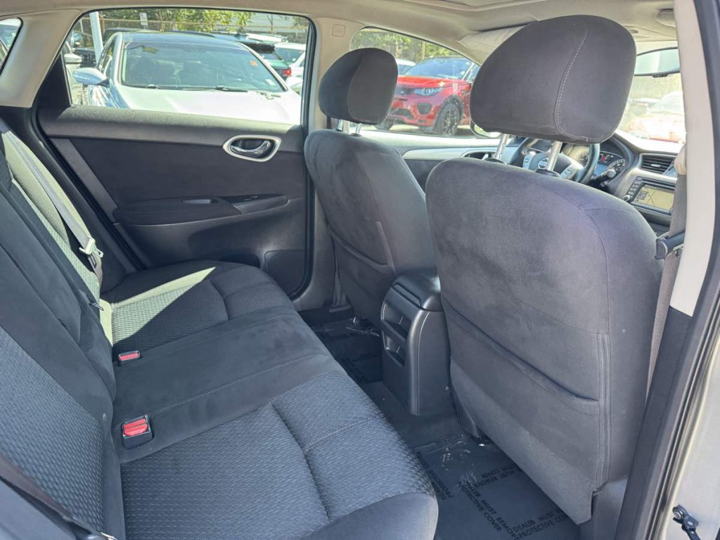 2014 Nissan Sentra Image 18