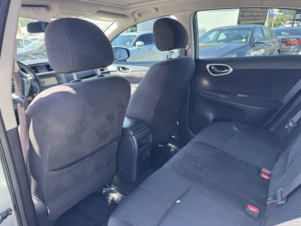 2014 Nissan Sentra Image 19