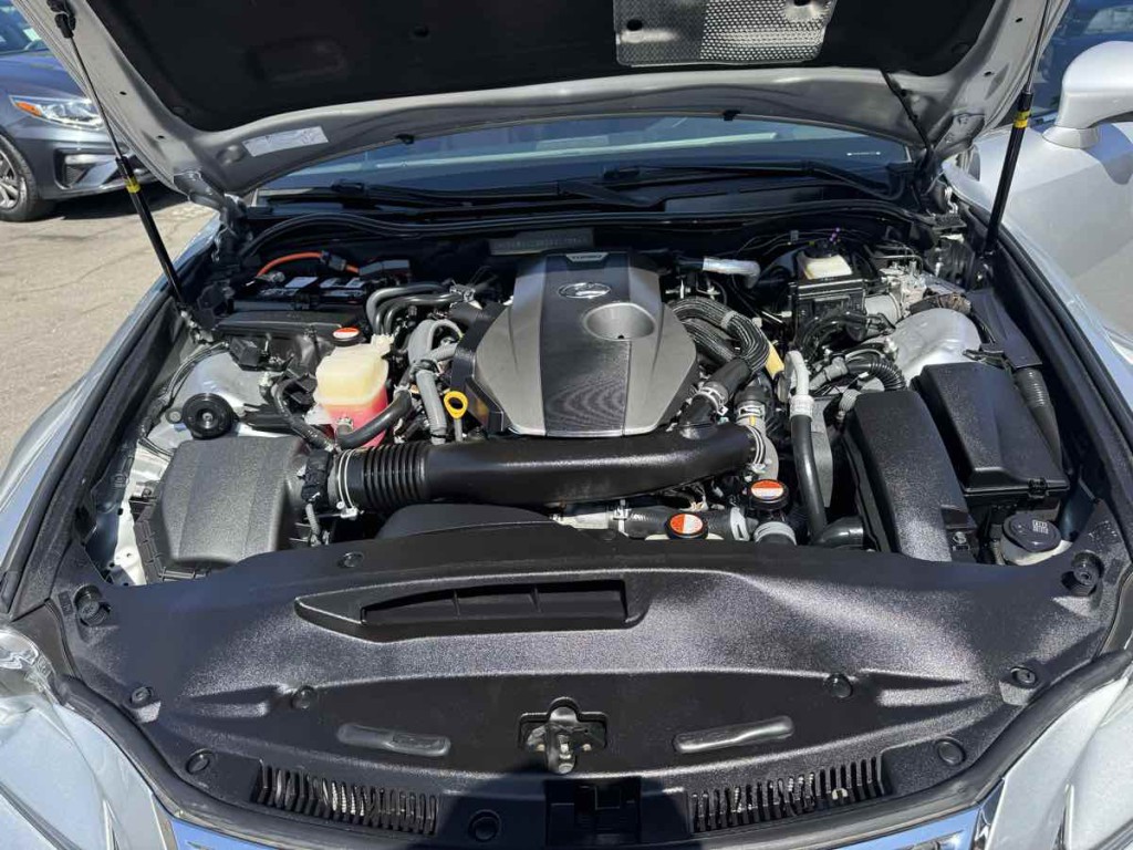 2016 Lexus IS 200t Image 21