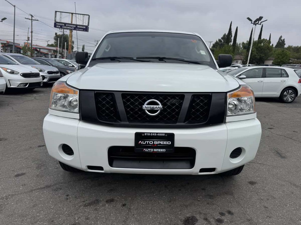 2015 Nissan Titan Image 3