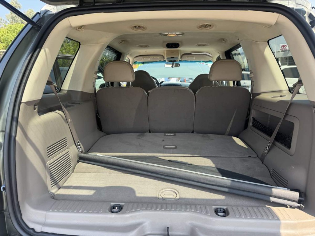 2002 Ford Explorer Image 15