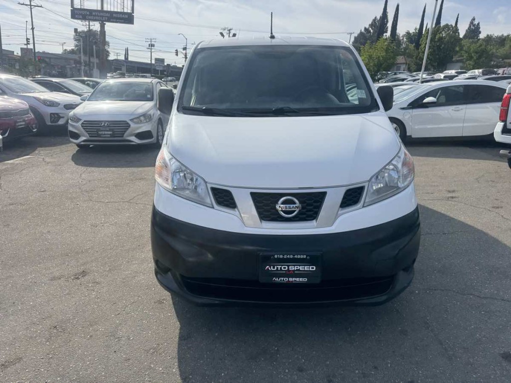 2015 Nissan NV200 Image 2
