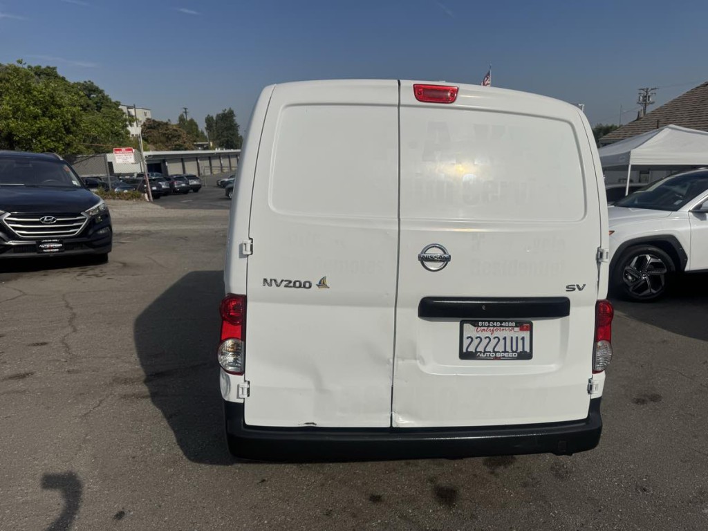 2015 Nissan NV200 Image 4