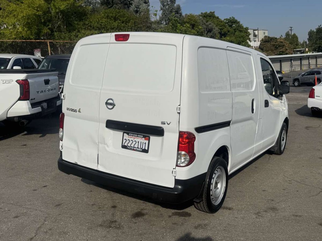 2015 Nissan NV200 Image 6