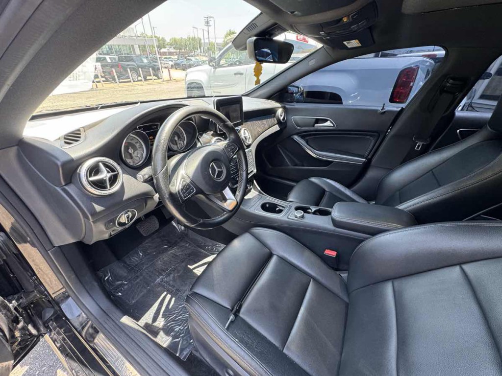 2016 Mercedes-Benz CLA-Class Image 8