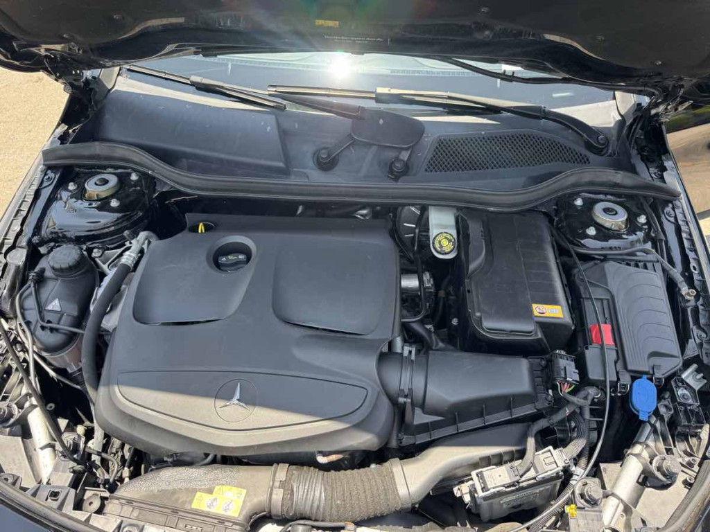 2016 Mercedes-Benz CLA-Class Image 18