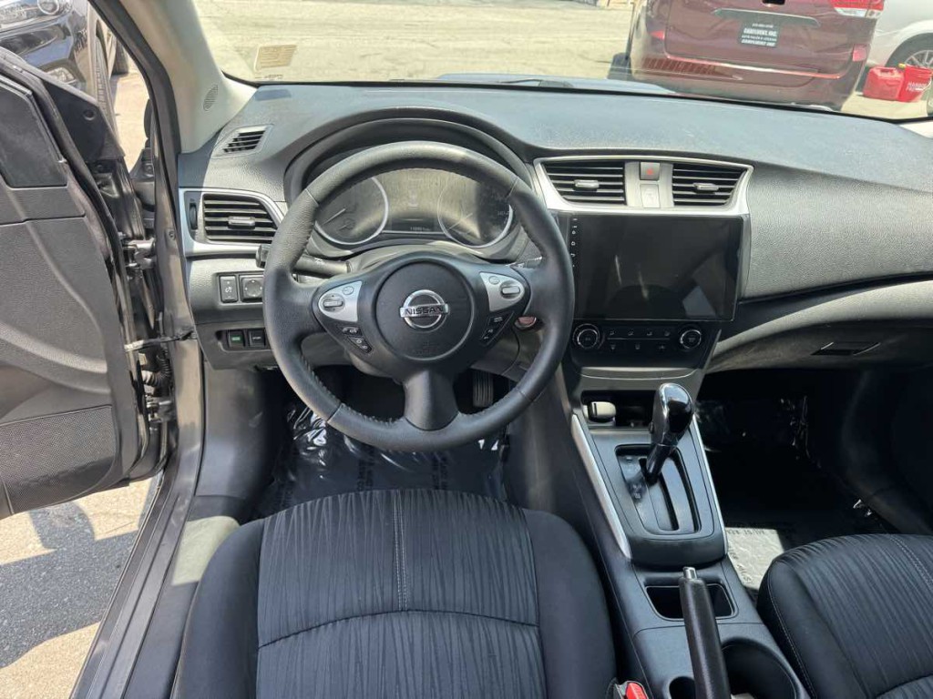 2017 Nissan Sentra Image 15
